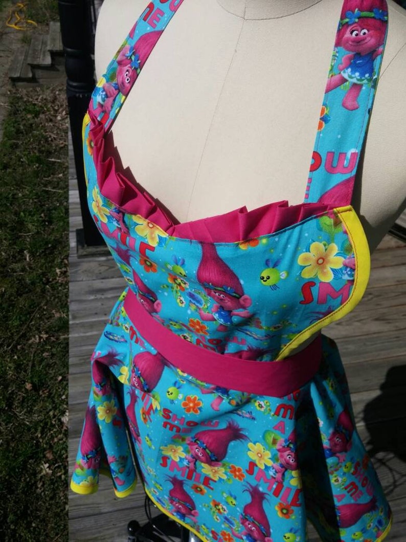 Trolls Apron 100/% Cotton XS to 5XL Pleated Heart Top Retro Inspired Girls Apron Womens Apron kids Adult