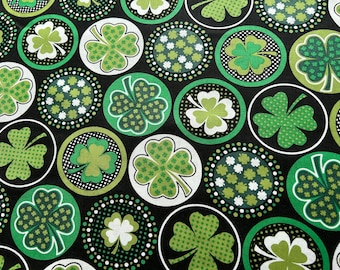 Stof met klavertjes en stippen, op maat gesneden, 100% katoen, voor kleding, knutselprojecten en quilten, bijvoorbeeld voor St. Patrick's Day.