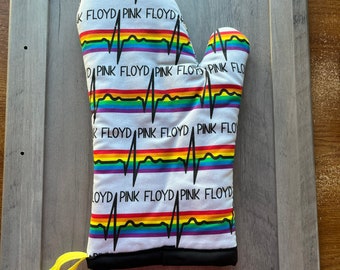 Pink Floyd Oven Mitt 100% Cotton Lined Handmade by me classic rock band rainbow prism dark side of the moon