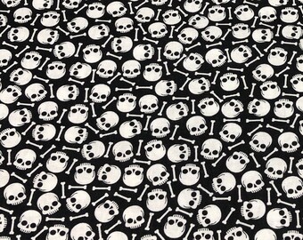 Tiny Skulls Fabric by the yard 100% Cotton 1/4 fat quarters 1/2 3/4 Clothing Crafts Quilt white black halloween bones