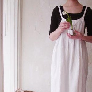 Motif LINNET / Robe caraco n° 48