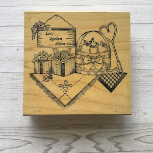 Kunst Gecko Gemütliche Szene mit Korb mit Äpfeln und Blumen Stempel auf Holzplatte/Gebraucht