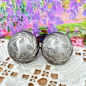 Vintage Vine & Leaf Knobs - Satin Nickel, Weighted Hardware