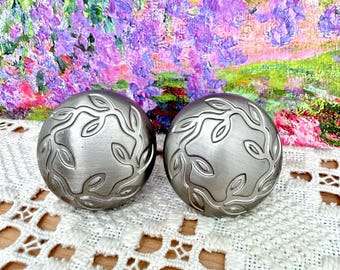 Vintage Vine & Leaf Knobs - Satin Nickel, Weighted Hardware