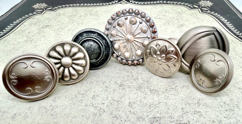 Assorted Single Cabinet Knobs: Celtic, Pewter, Beaded, Art Deco/Sold Individually zdjęcie 6