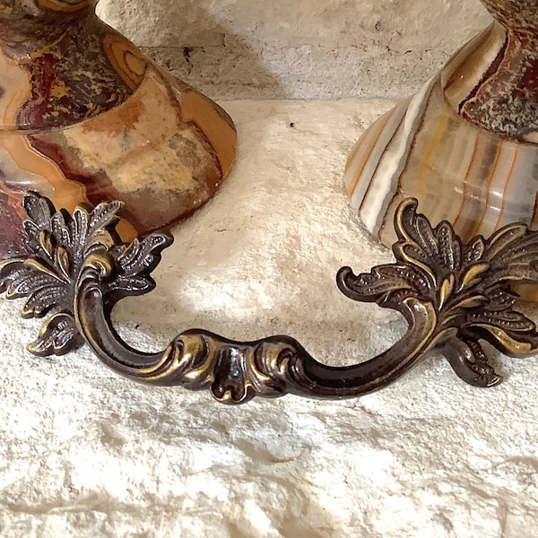 Vintage Antique Brass French Provincial Drawer Pulls/Amerock Solid Brass French Court Leaf Drawer Pulls/3" on Center/Sold Separately #204