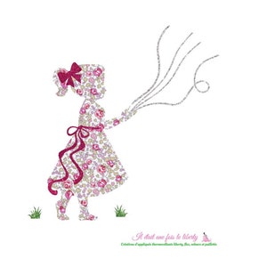 Appliqué thermocollant Baptême Petite fille et arbre à empreintes en liberty Eloïse rose et flex pailleté patch à repasser baptême écusson image 2