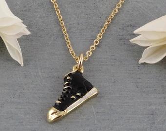 Collar de zapatillas / Collar de zapatillas altas doradas / Colgante de zapatillas negras / Amuleto de zapatillas altas doradas y negras / Collar de zapatillas altas negras / Regalo para amantes de las zapatillas