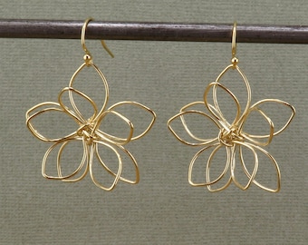 Gold Flower Earrings | Wire Flower Earrings | Lightweight Flower Earrings | Large Gold Open Flower Earrings | Wire Wrapped Flower Earrings