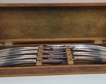 Set of 8 MURPHY KNIVES Mid Century Handmade knives in Wooden Box, 1941-1954, David Zephaniah