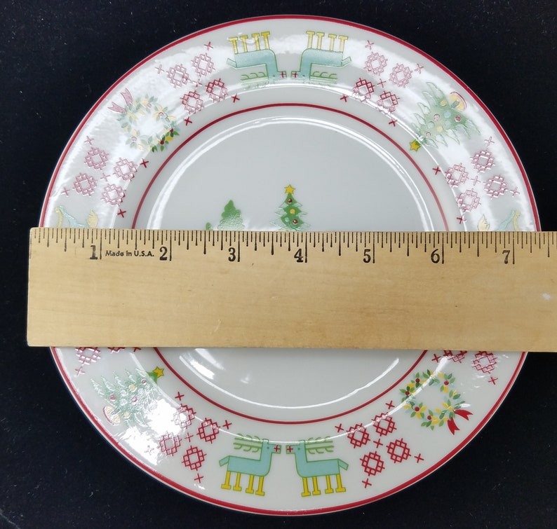 Rare Georges Briard Vintage Christmas Sampler 7.5" Plates, Appetizer/Dessert Plates Multiples Available bild 5