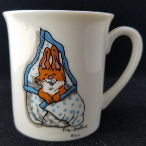 Suzy's Zoo Vintage Bunny Rabbit Child's Mug Cup, Suzy Spafford, 1976 image 3