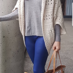 Zopfmuster Shrug mit Zopfmuster