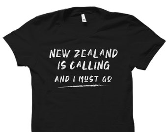 Camisa de Nueva Zelanda. Camiseta de Nueva Zelanda. Regalo de Nueva Zelanda. Nueva Zelanda está llamando y debo irme. Camisa Kiwi. Regalo de kiwi. Nueva Zelanda #OS2248