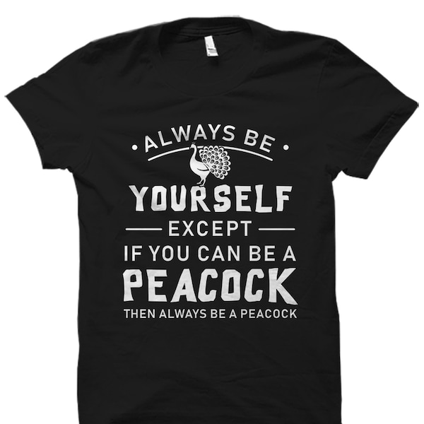 Pfau Geschenk. Handbesticktes Shirt. Pfau T-Shirt. Lustiges Pfau Zitat Shirt. Pfau Fan Geschenk. Pfau Shirt. Pfau Geschenk #OS6077