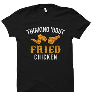 フライドチキン好きのTシャツ。フライドチキンシャツ。フライドチキンギフト。チキンウィングギフト。チキンウィングシャツ。ウィング好きのシャツ #OS3546