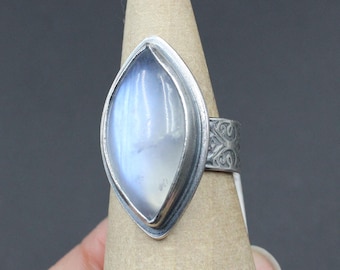 Sterling Silver Moonstone Ring, Blue Flash Moonstone Ring, Moon Phase Ring, Oxidized Silver Hammered Ring, Gemstone Ring, Size 8 Ring