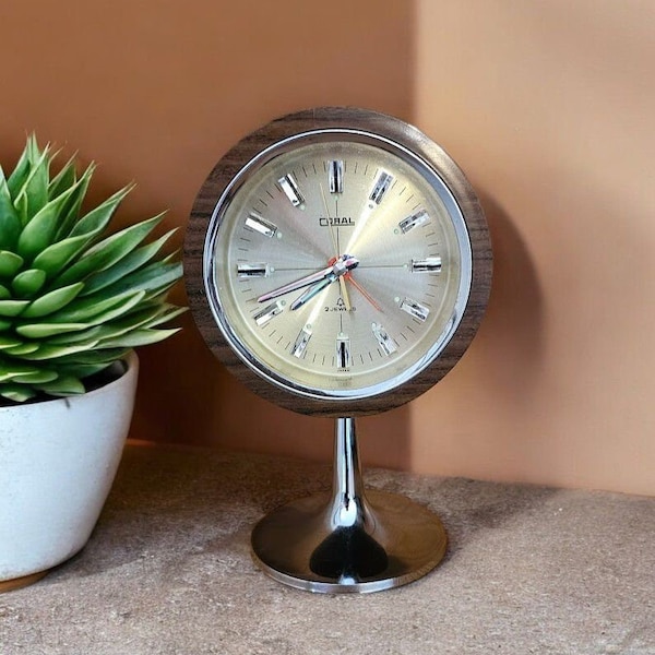 Coral Tulip Space Age Clock c.1970, made in Japan