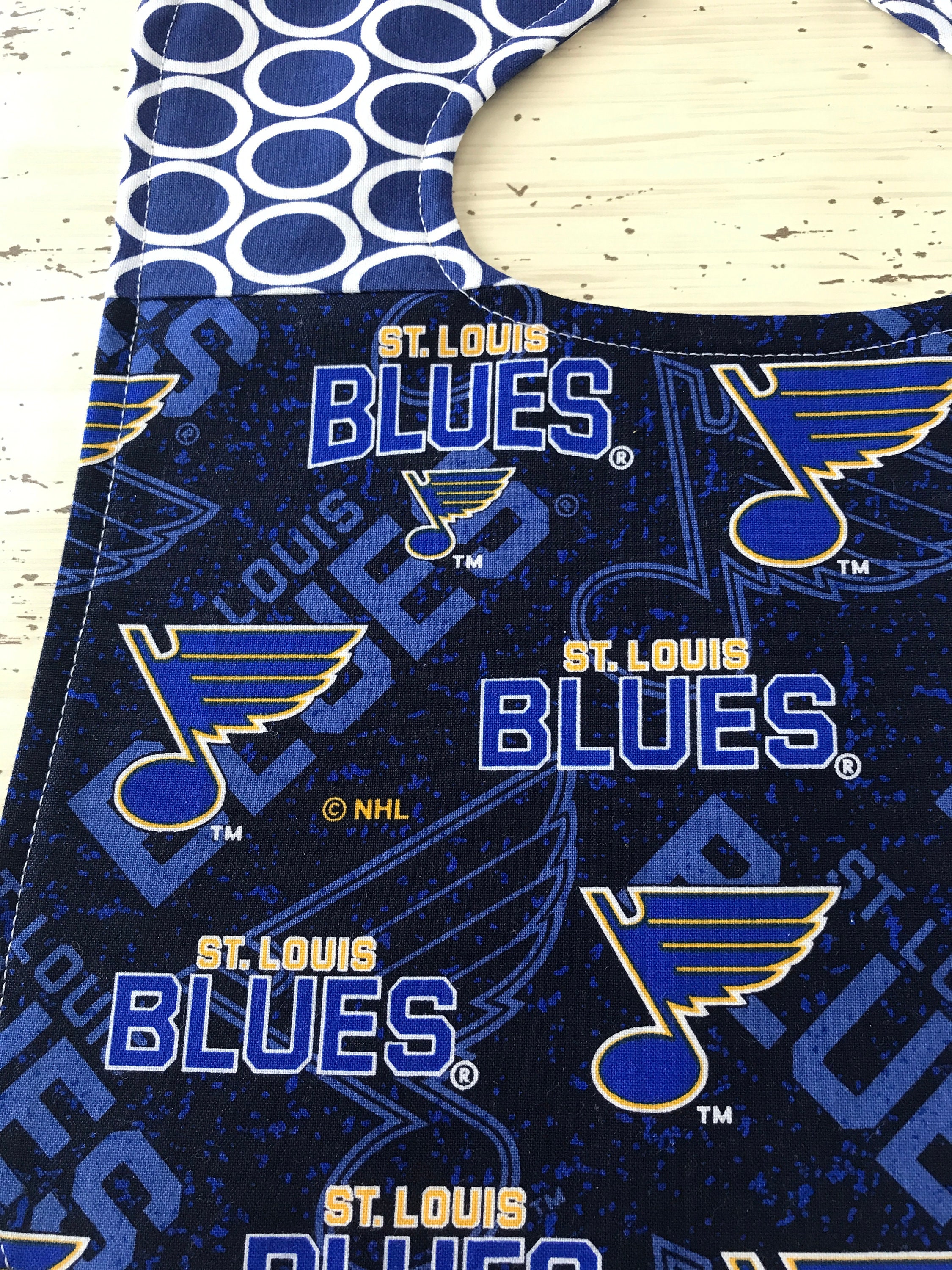Bib for a Baby or Toddler Gender Neutral St. Louis Blues 
