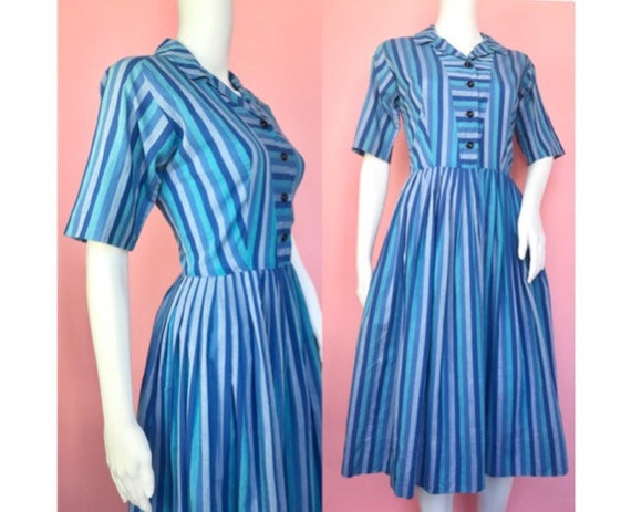 Vintage 1950s Blue Candy Striped Cotton Shirt Knee