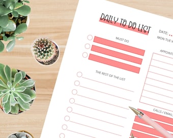 Puede incluir: Una lista de tareas diarias imprimible con secciones para "Debe hacer", "El resto de la lista", "Citas/Reuniones", "Llamadas/Correos electrónicos" y "Notas". La lista está diseñada con acentos rosados y blancos.