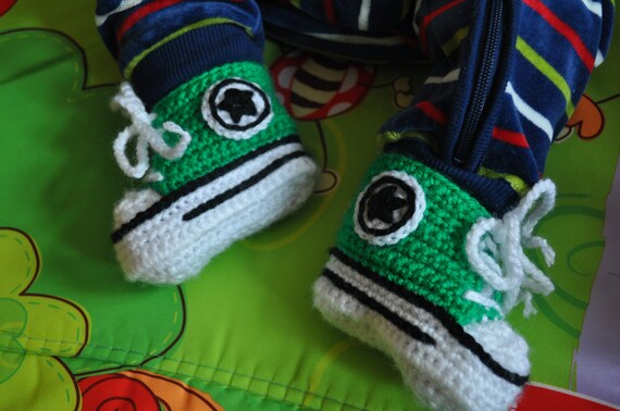 green baby converse