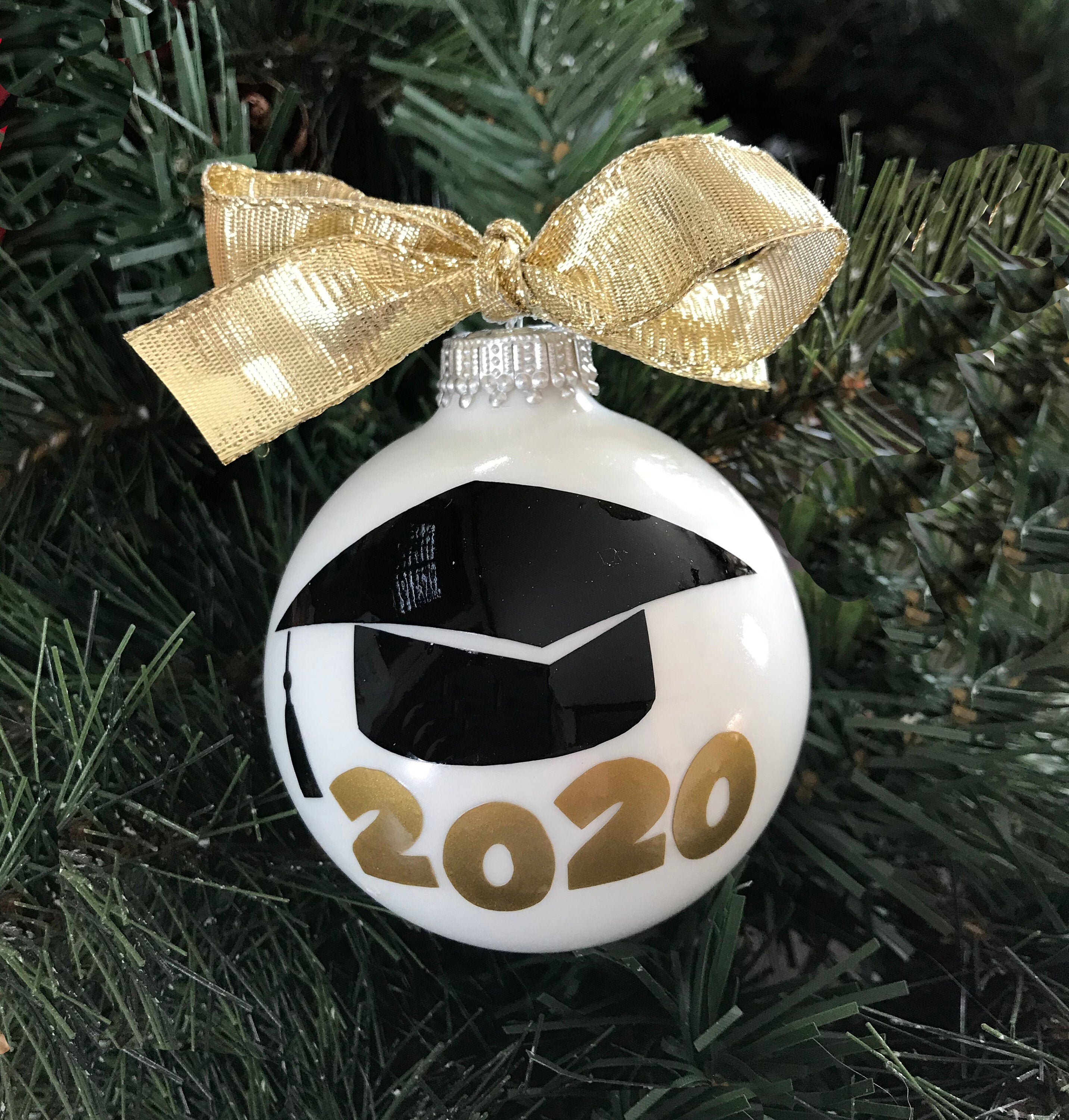 Personalized 2020 Graduation Glass Ornament