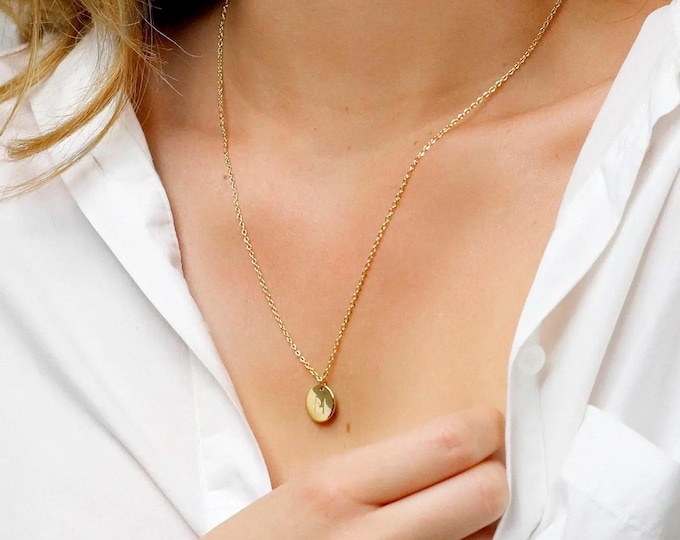 Personalized Gifts for Her Custom Unique Initial Letter Necklace Unique Mom Gifts engraved Jewelry for Her Women Girls Couple