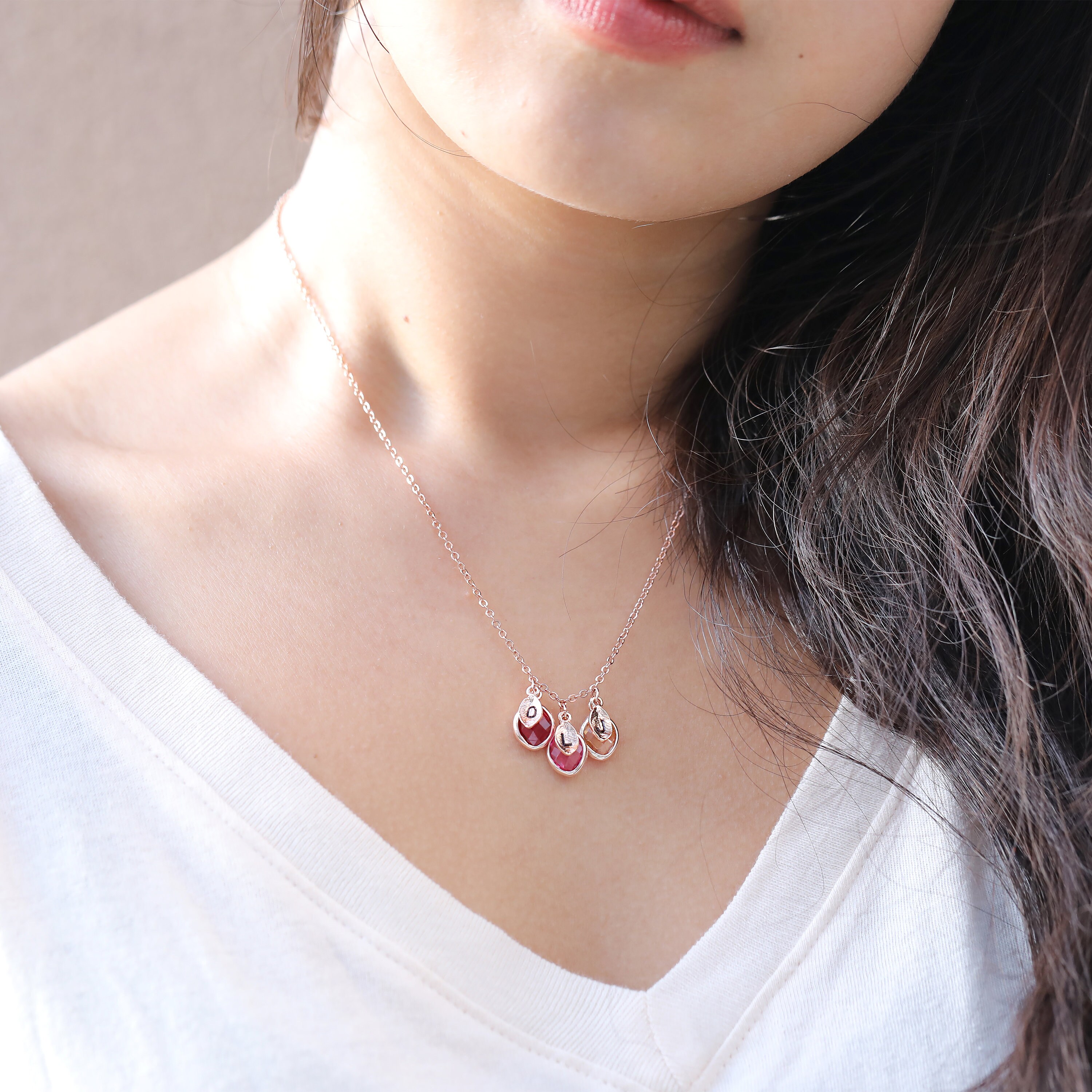 personalized birthstone necklace for mom