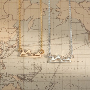 Mountain Pendant Necklace for Women Mountain Range Jewelry Dainty Charm Necklace for Her Nature Lover Gifts Nature Lover Gift