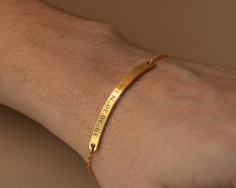 Bracelet gravé personnalisé • Cadeau personnalisé pour la fête des Mères, demoiselle d'honneur, bracelet d'amitié assorti Cadeaux faits main Cadeaux alerte médicale