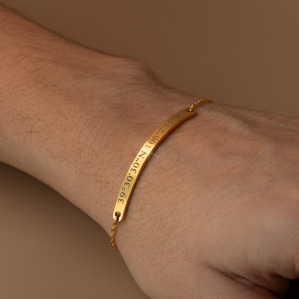 Bracelet gravé personnalisé • Cadeau personnalisé pour la fête des Mères, demoiselle d'honneur, bracelet d'amitié assorti Cadeaux faits main Cadeaux alerte médicale