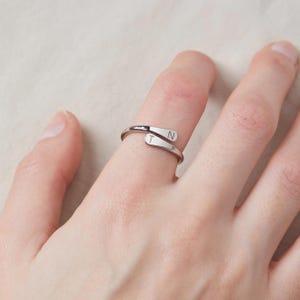 Personalized Initial Friendship Rings Couples Matching Rings Name Engraved Stackable Custom Promise Ring Mom Gift from Daughter