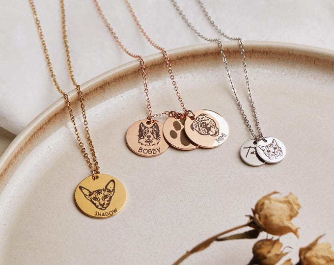 Custom Pet Portrait Necklace Pet Memorial Jewelry Gift for Lover Gift Personalized Engraved Cat Pet Portrait from Photo Dog Mom