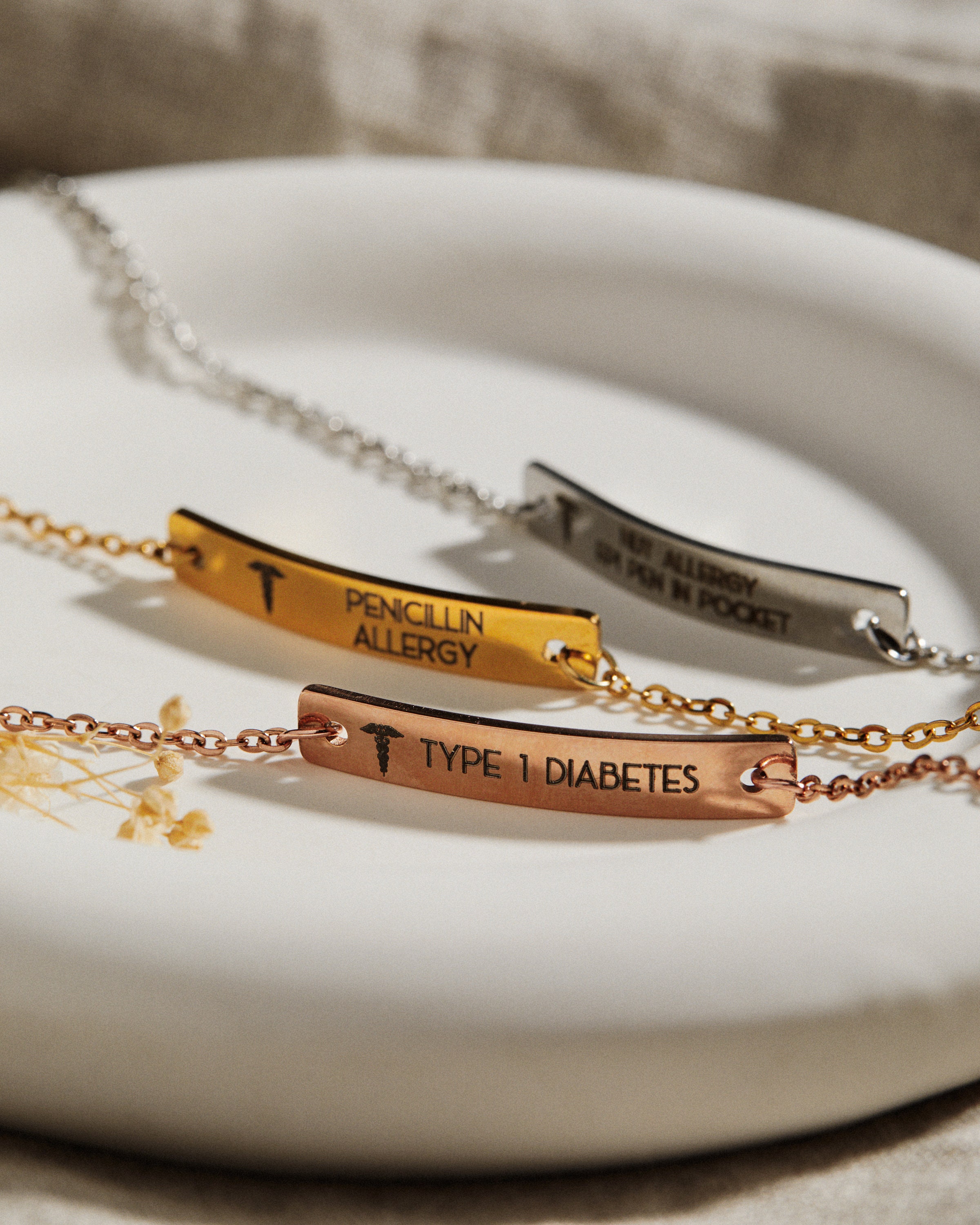 Steel O-Link My Identity Doctor Pre-Engraved & Customized Girl’s Juvenile Diabetes Medical Charm Bracelet Steel O-Link My Identity Doctor Pre-Engraved & Customized Girl’s Juvenile Diabetes Medical Charm Bracelet