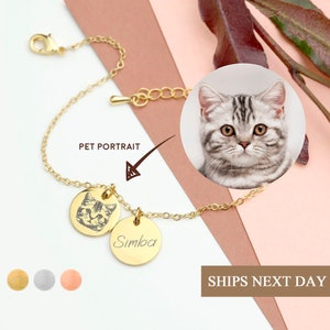 Custom Pet Cat Bracelet. Pet Dog Portrait Memorial Gifts.
You can personalize this jewelry with your own pets photos and names.