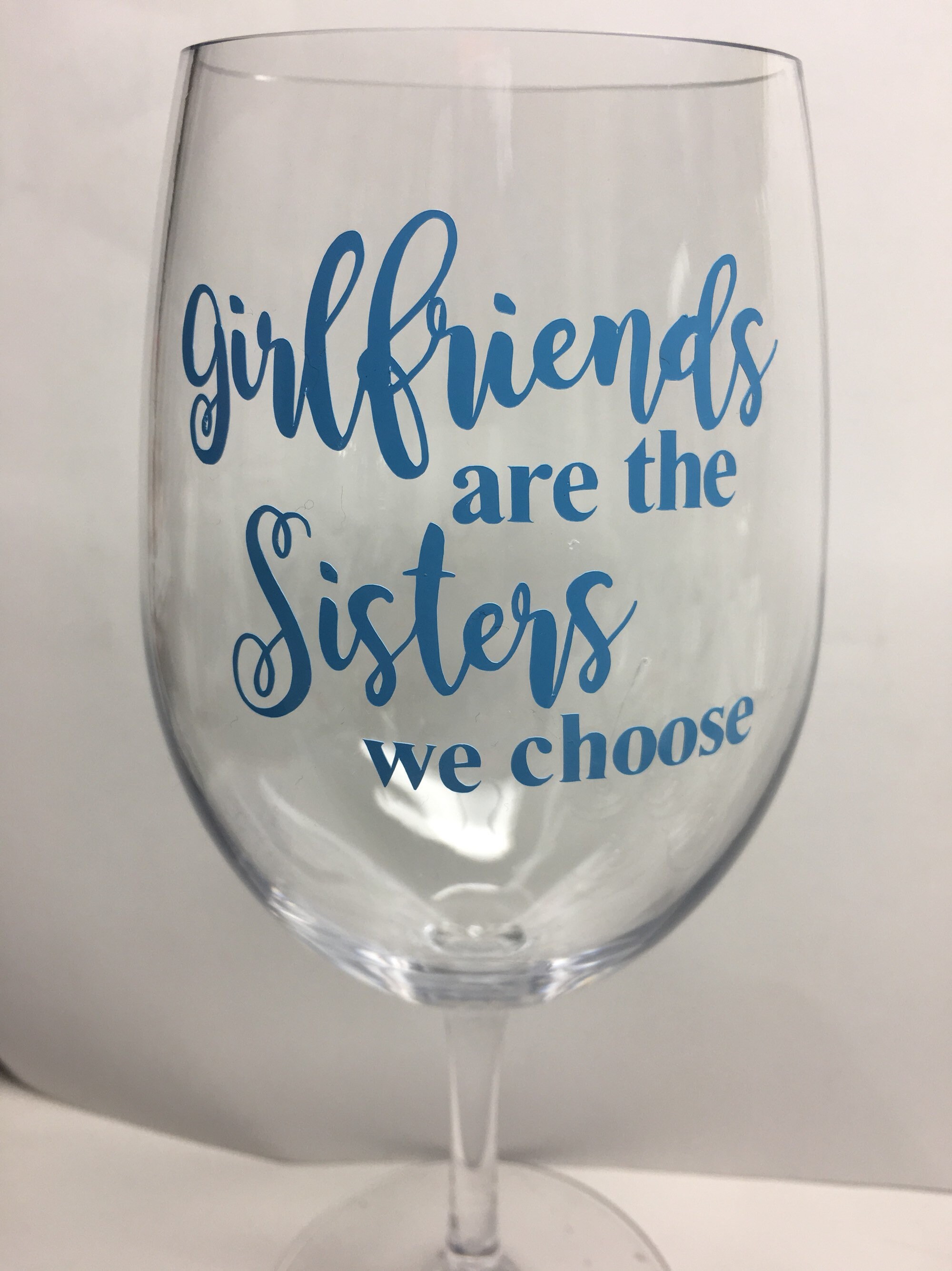 Bad Bananas Thelma and Louise - Gift for Best Friends - Set of  Two 21 Oz Stemless Wine Glasses - Friendship Bestie BFF Birthday Gifts for  Best Friends Women: Wine Glasses