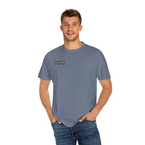 PESCADOR DE HOMBRES. Camiseta de pesca cristiana, camiseta cristiana, camiseta cristiana de moda, camiseta de colores cómodos, camisetas cristianas, camiseta gráfica cristiana imagen 4