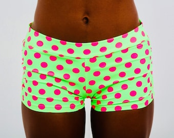 Isabella Shorts in Polka Pink