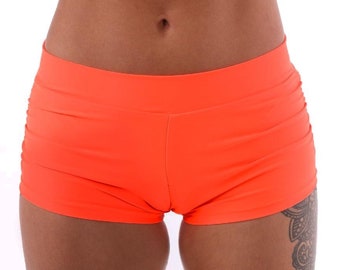 Isabella Shorts in Orange Burst