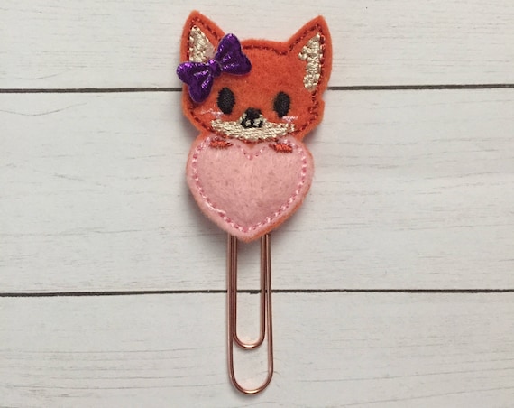 Fox with heart Clip/Planner Clip/Bookmark. Woodland Fox Planner Clip. Fox Planner Clip. Heart Planner Clip. Fox Love Planner Clip