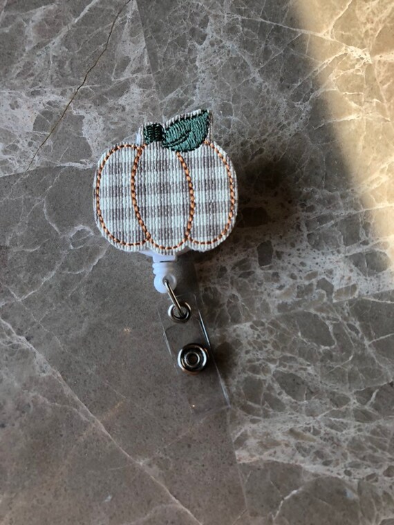 Gingham Pumpkin Badge Reel/Fall Badge Reel/Halloween Badge Reel/Nurse Badge Reel/Pumpkin Badge Reel