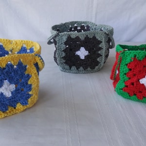 crochet basket,catchall basket,storage basket,crochet storage basket, entryway basket, crochet organizer basket, crochet basket with handles
