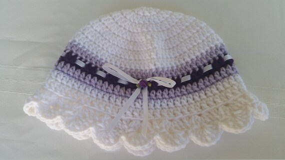 white crochet childs hat,baby crochet hat,white hat,crochet girls hat,sun hat,childrens hat,flower applique,knit hat,brim hat,shower gift