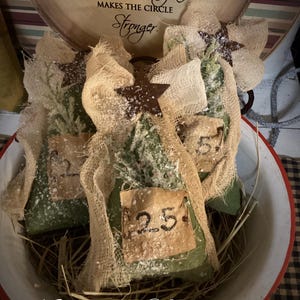 7” Primitive Christmas Tree-Christmas-Trees-Primitive Decor