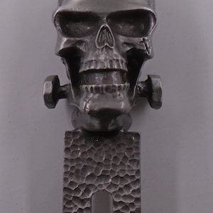 frankenstein skull  license plate topper