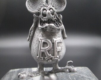 rat fink, hotrod, ratrod , big daddy roth,car hood ornament