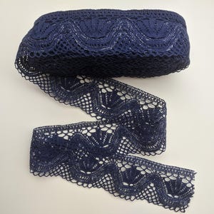 Dentelle 100 % lin de différentes longueurs avec fil argenté/ bordure en dentelle naturelle pour la couture/ travaux manuels manuels/ couture/ décoration d'intérieur/ dentelle de lin bleue