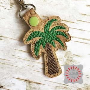 Palm Tree Keychain, Palm Tree Key Chain, Palm Tree Keyring, Palm Tree Charm, Palm Tree Bag Tag, Palm Tree Keyfob, Tropical Keychain, Beach