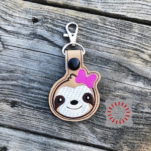 Girl Sloth Keychain, Sloth Key Chain, Sloth Keyring, Sloth Keyfob, Bow Sloth, Slow Sloth, Sloth Lover, Hanging Sloth, Slow Mover, Sloth Love